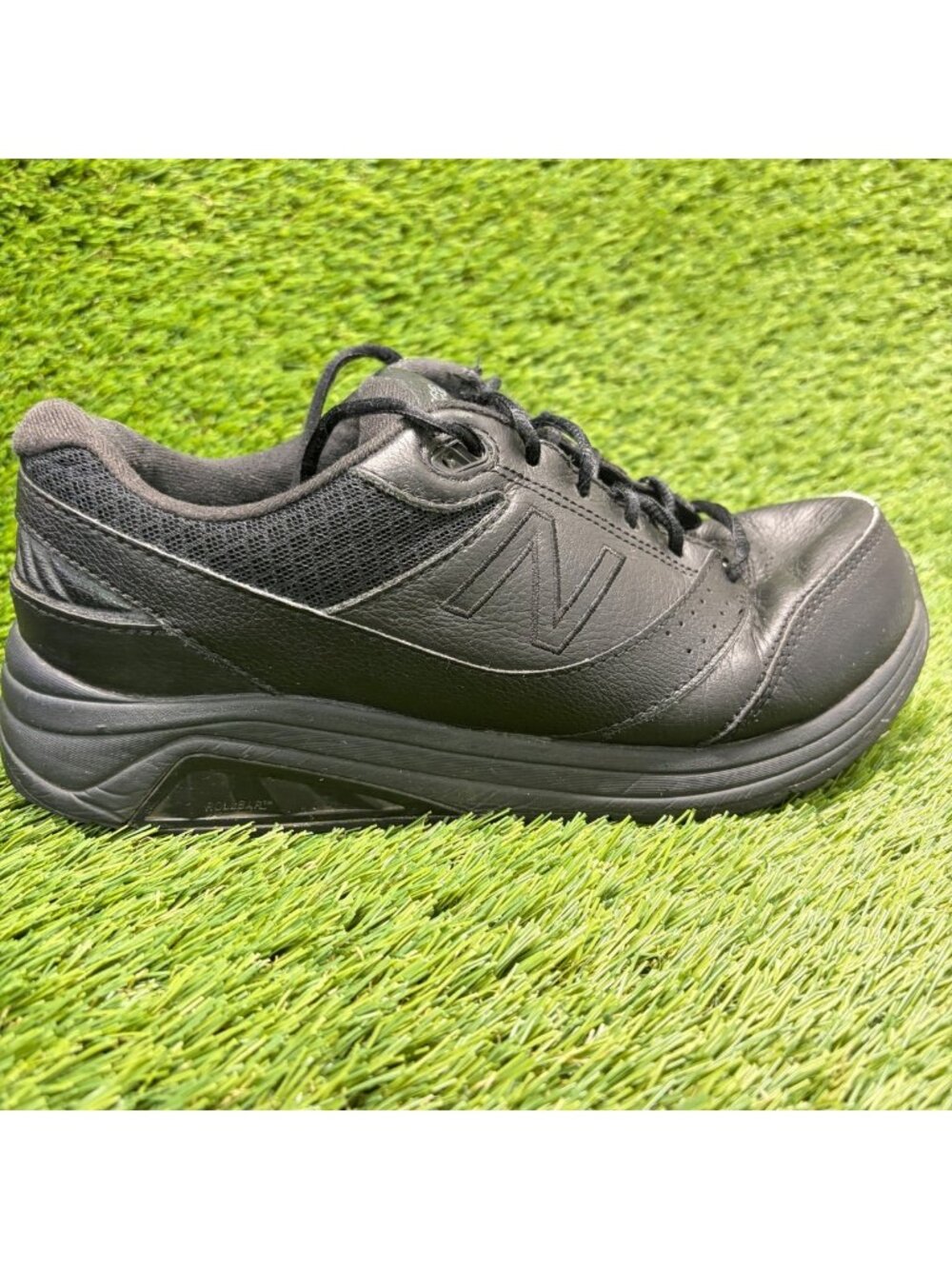New Balance 928v3 Womens Size 9D Triple Black Athletic Leather Shoes Sneakers